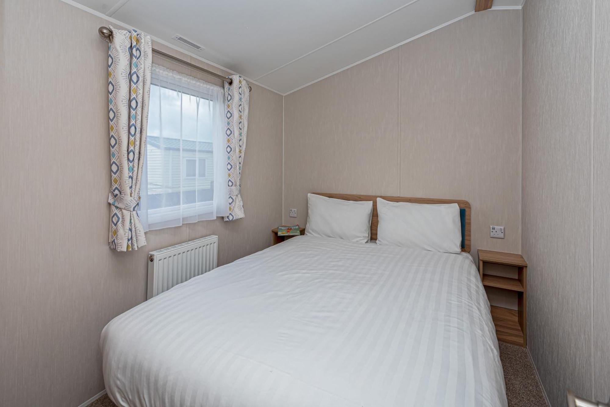 Lyons Woodlands Hall Ruthin Extérieur photo