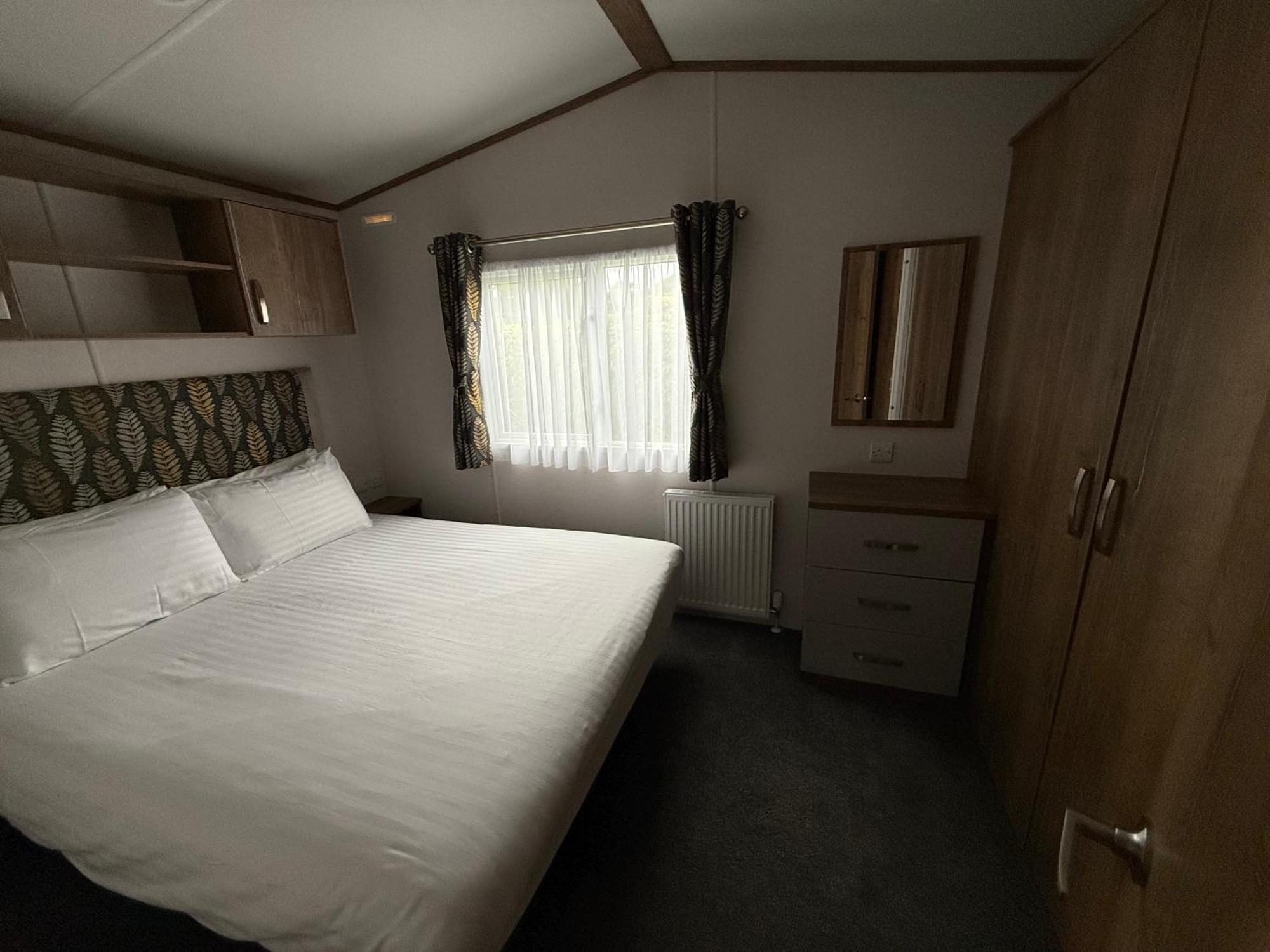 Lyons Woodlands Hall Ruthin Extérieur photo